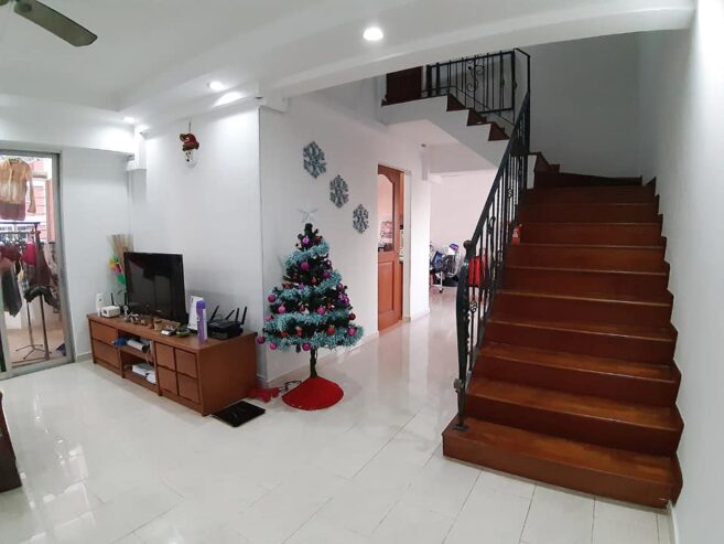 4 RENT @BLK 430 Hougang Ave 6 530430