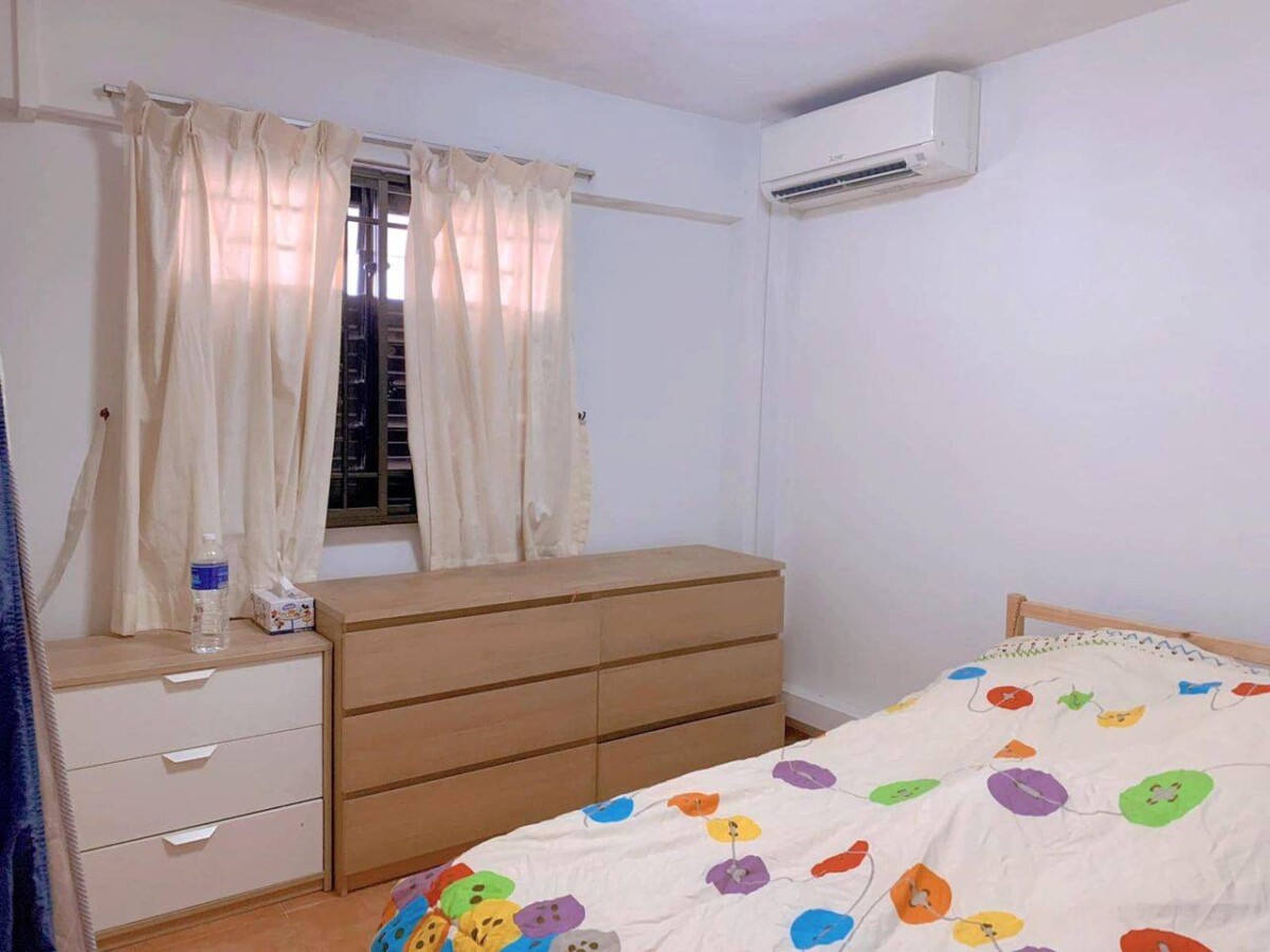 Blk 5 Marine Terrace S440005