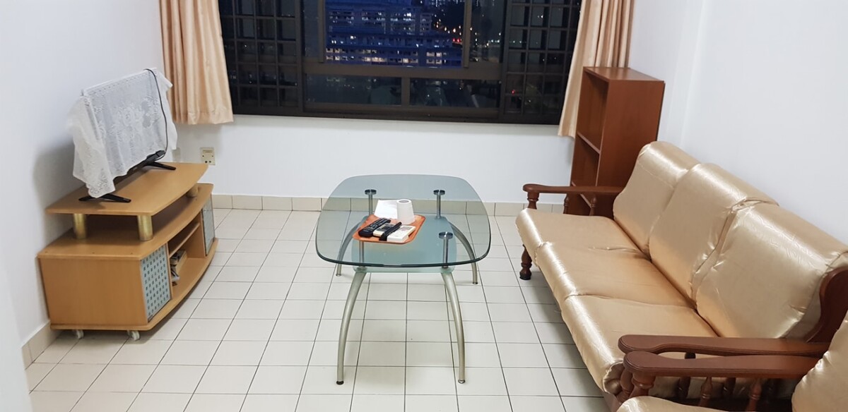 Couple to occupy our Master bedroom