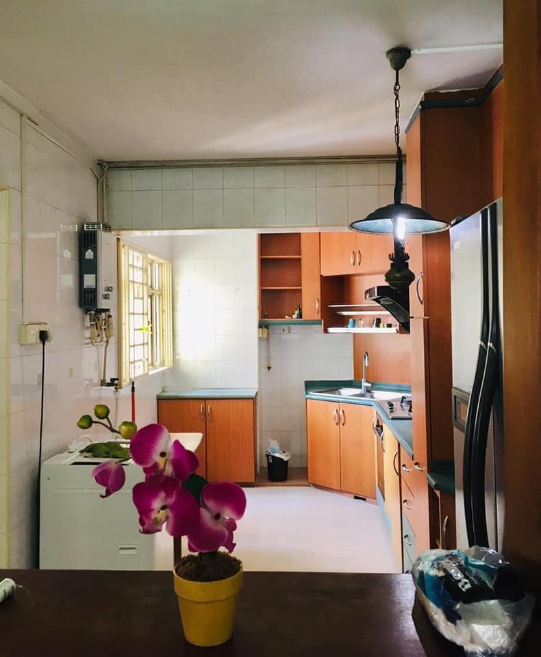 Looking for 2 Filipina or couple to occupy our master bedroom