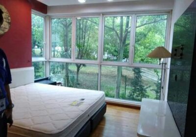 Masters-bedroom-for-rent-@-The-Esparis-Condo-1