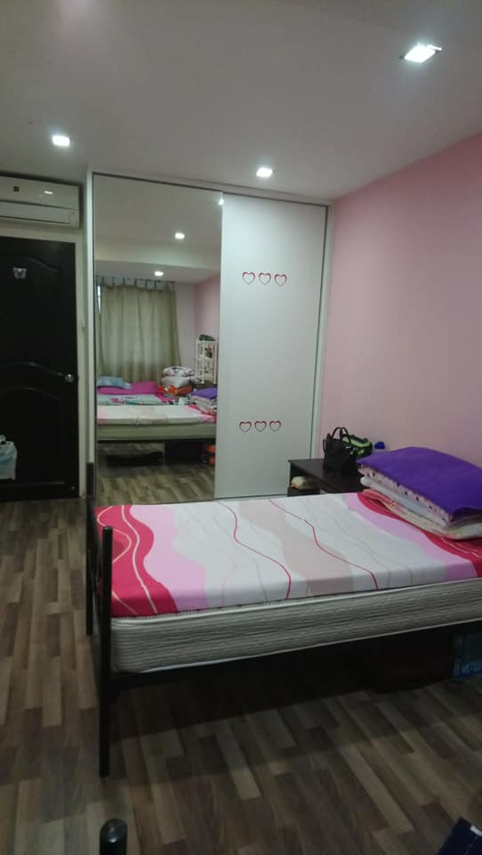 Walking distance to Fair-Price, Our Tampines Hub, Hawker and Wet / Dry Market