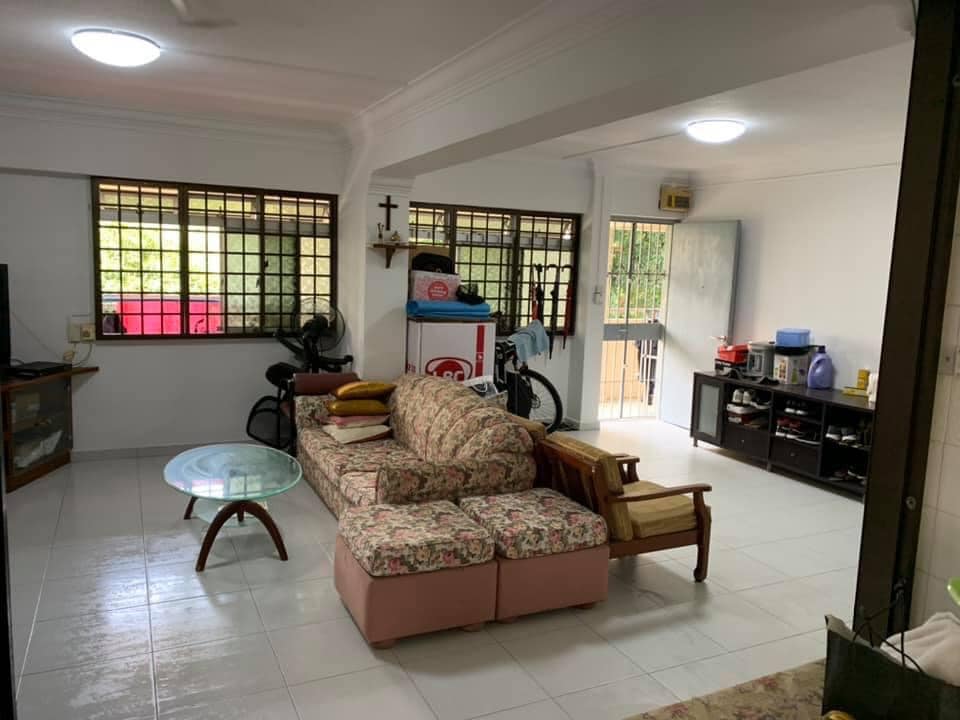 BLK 252, PASIR RIS STREET 21