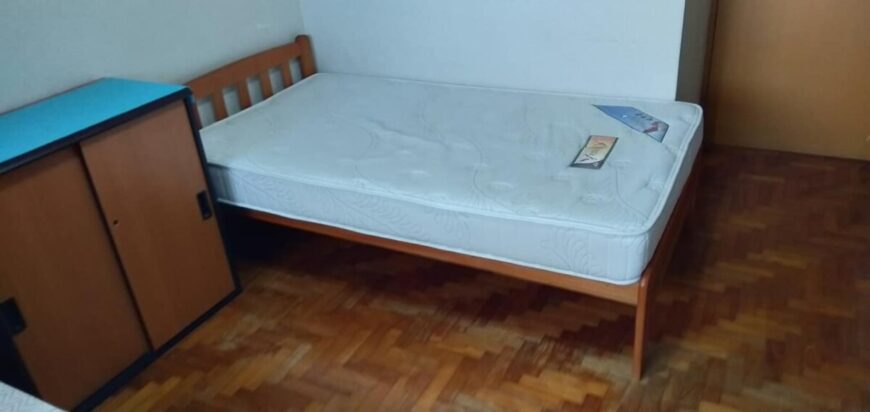 Bedspace Available for Male Roommate