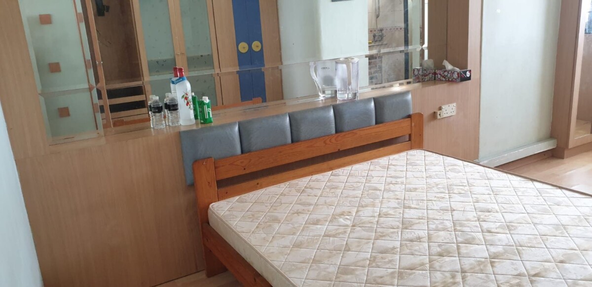 Master BedrooM, Blk 835 Hougang Central