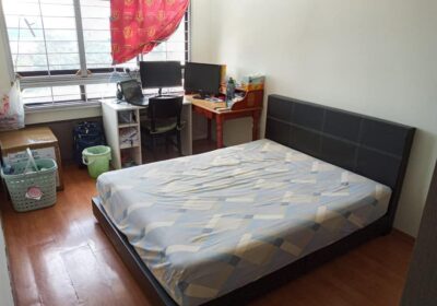 Rent-male-or-for-couple-@-Jurong-West