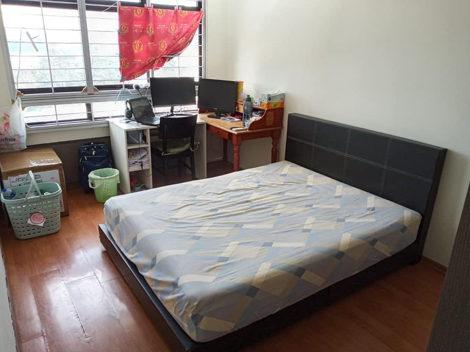 Rent male or for couple @ Jurong West