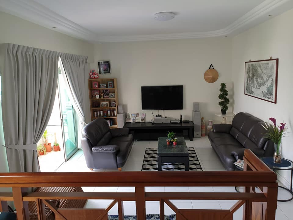 BIG CONDO MASTER BEDROOM FOR RENT