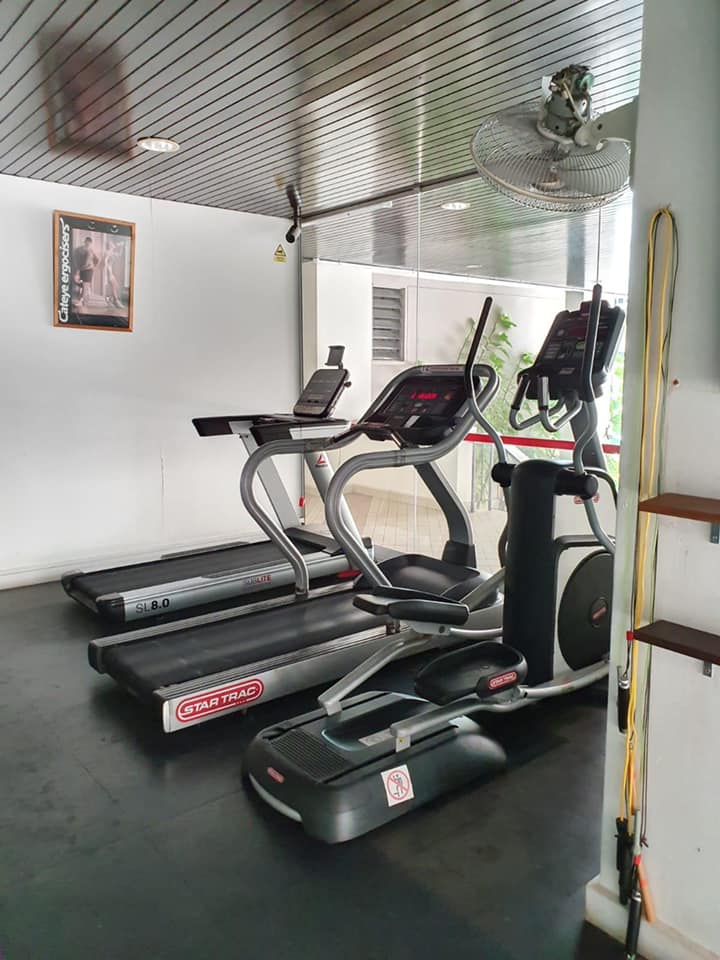 Common Room For sharing/couple @ Cashew Park Condo