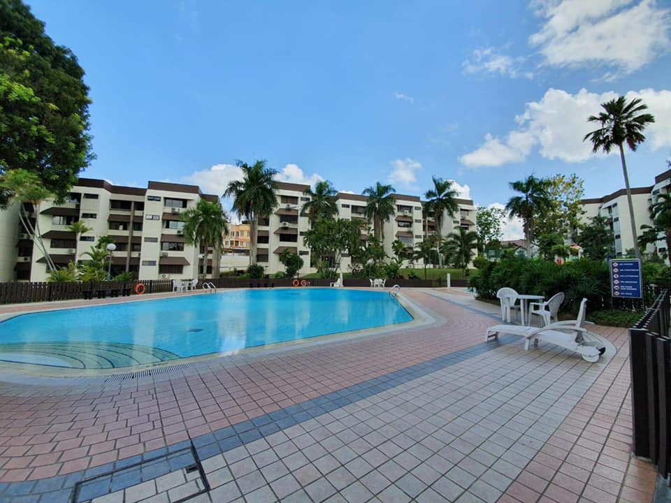 Common Room For sharing/couple @ Cashew Park Condo