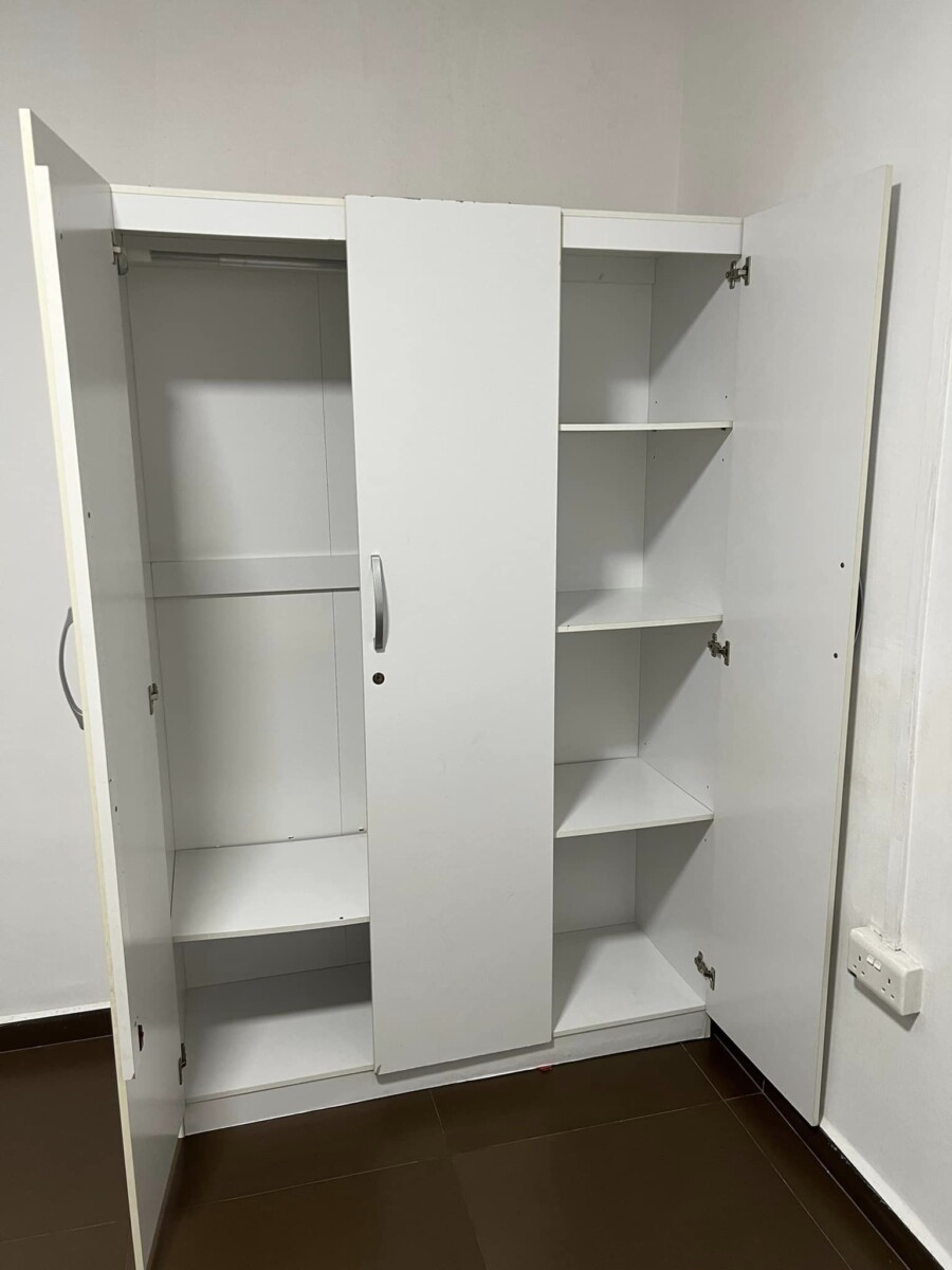 Looking for 1 person to occupy our common room wit