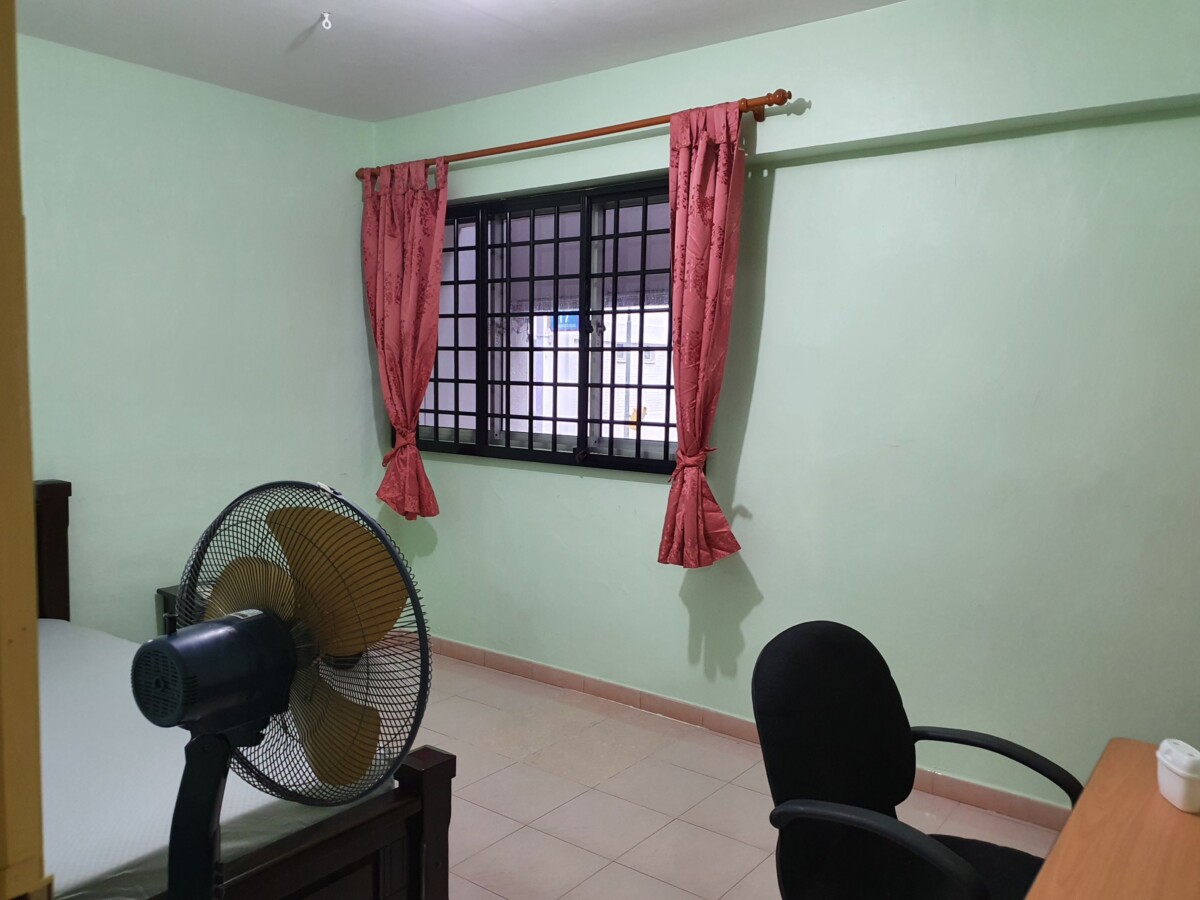 Blk 19 St Georges Road (near Boon Keng MRT), 1 com