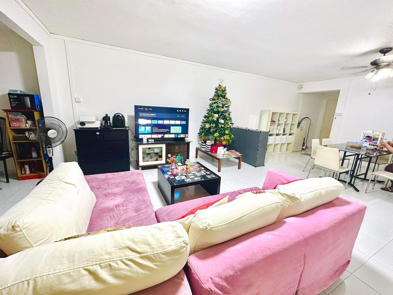 Common room available for rent (near Yew Tee MRT)