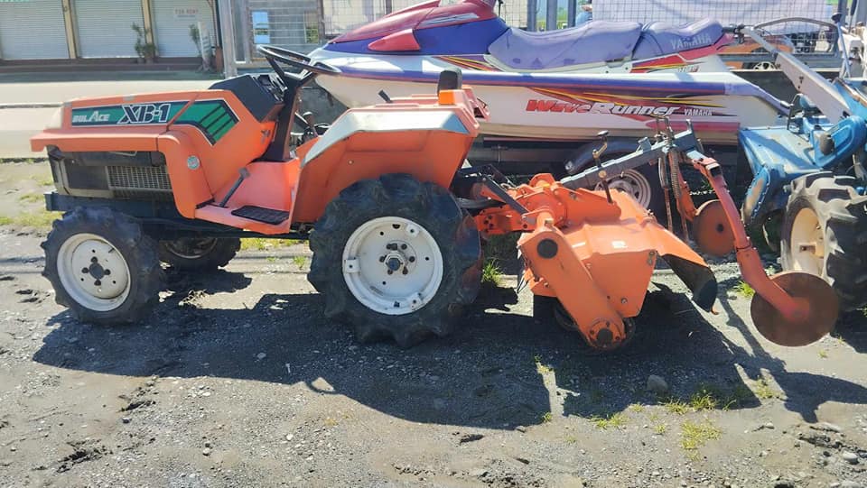 Sale tractor kubota, BULACE XB1