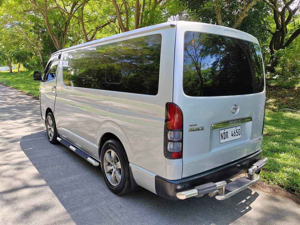 Toyota Hi Ace commuter 3.0 2017