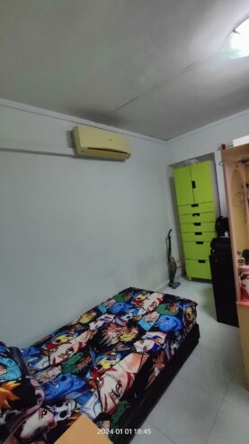 Room Sharing for One Female
