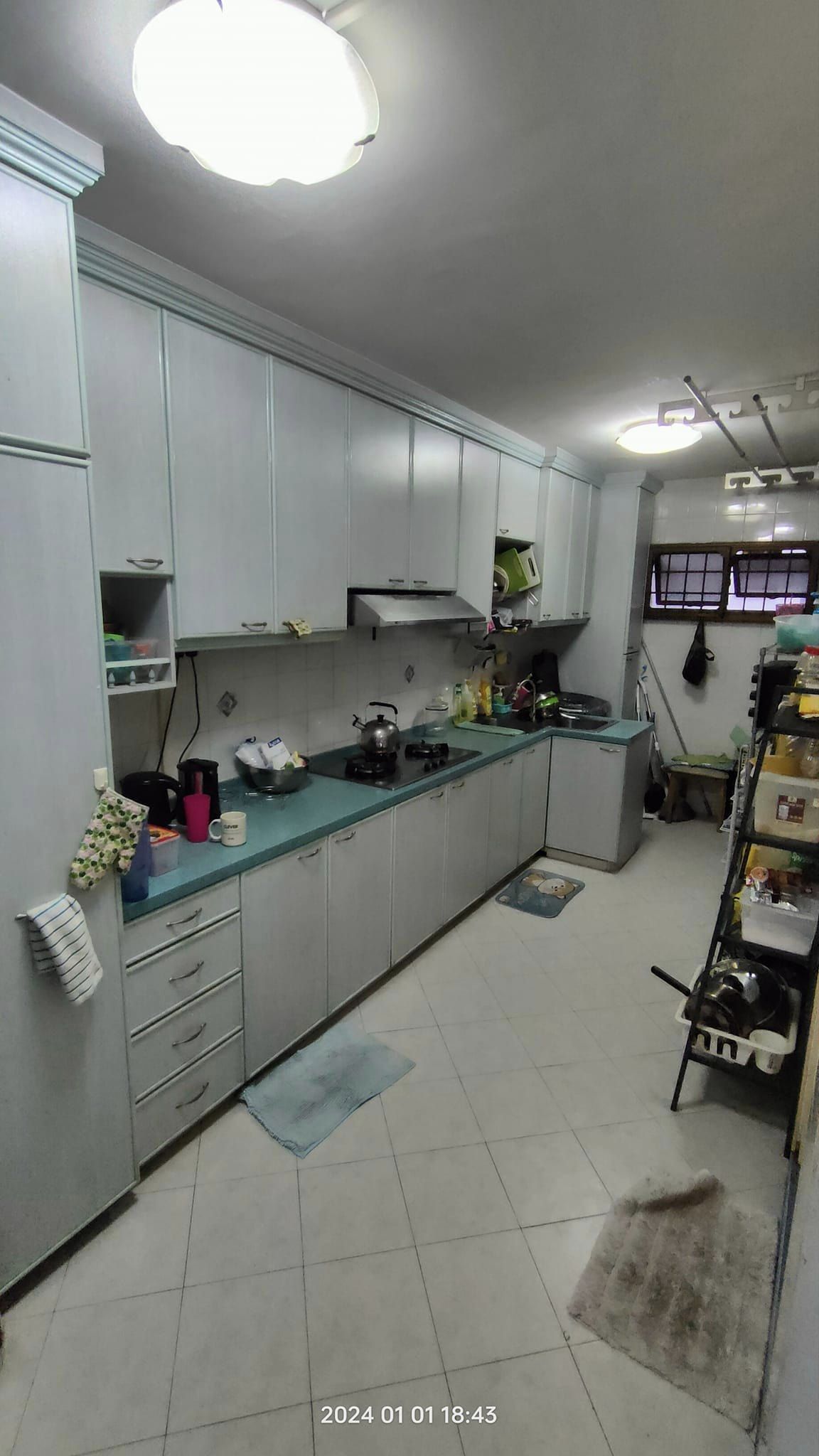 Room Sharing for One Female